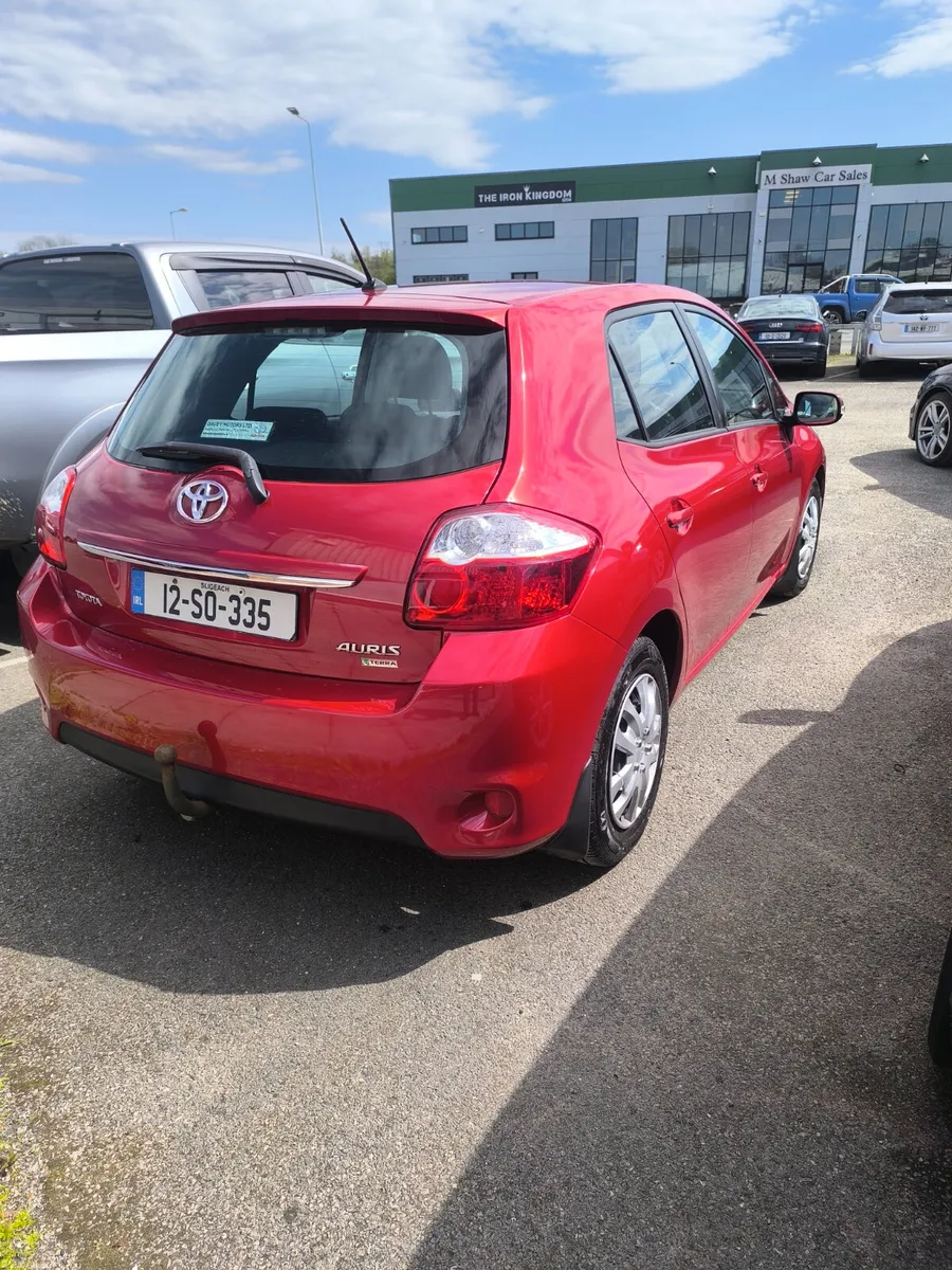 12 Toyota Auris 1.4 D4D - Image 4