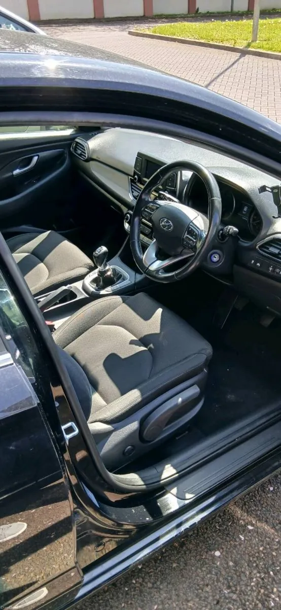 Hyundai i30 - Image 4
