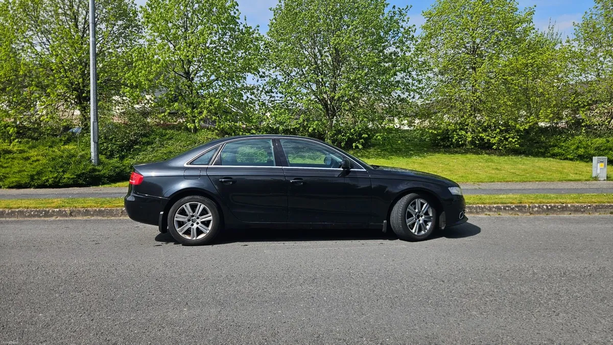 Audi A4 2011 2.0 TDI SE - Image 3