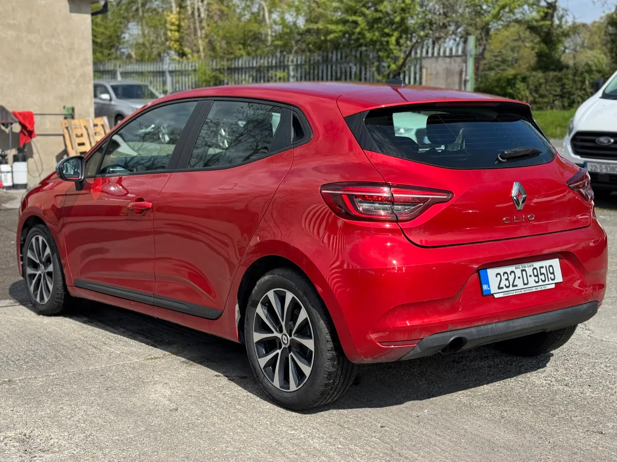RENAULT CLIO AUTOMATIC “NCT UNTIL 07/2027”  2023 - Image 4
