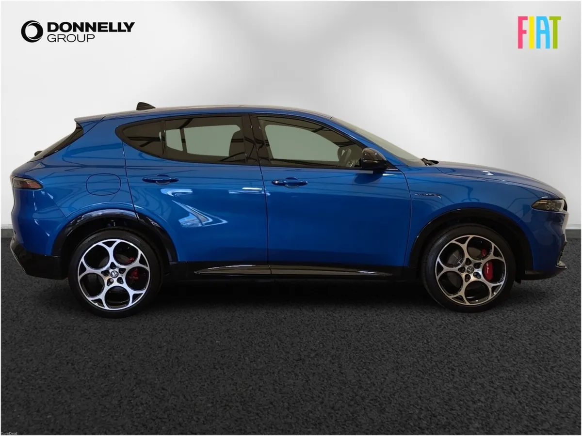 Alfa Romeo Tonale Hatchback Veloce - Image 3