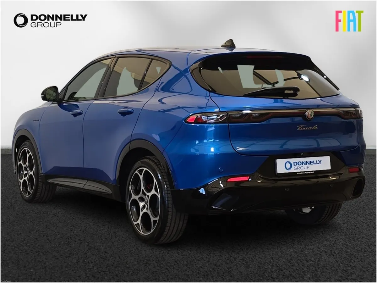 Alfa Romeo Tonale Hatchback Veloce - Image 2
