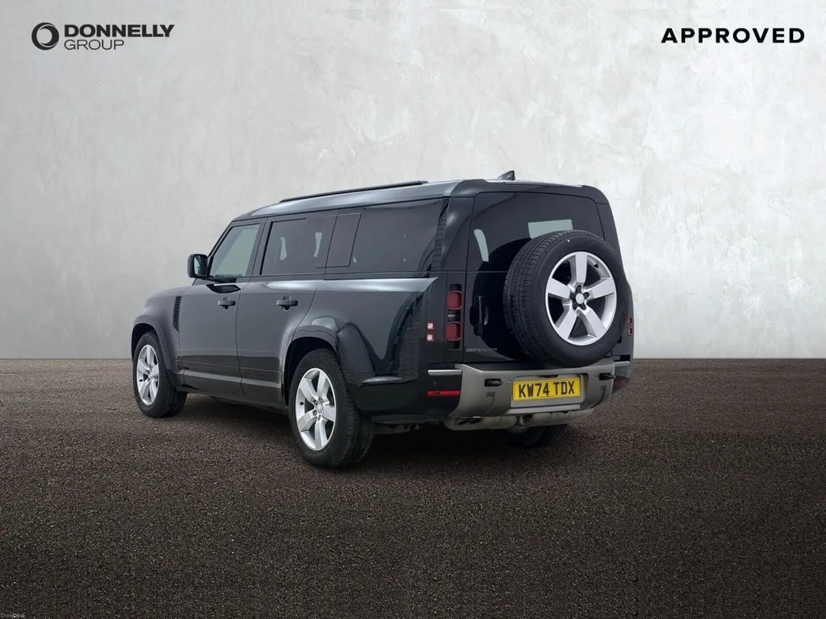 Land Rover Defender Diesel Estate X-Dynamic HSE - Image 2