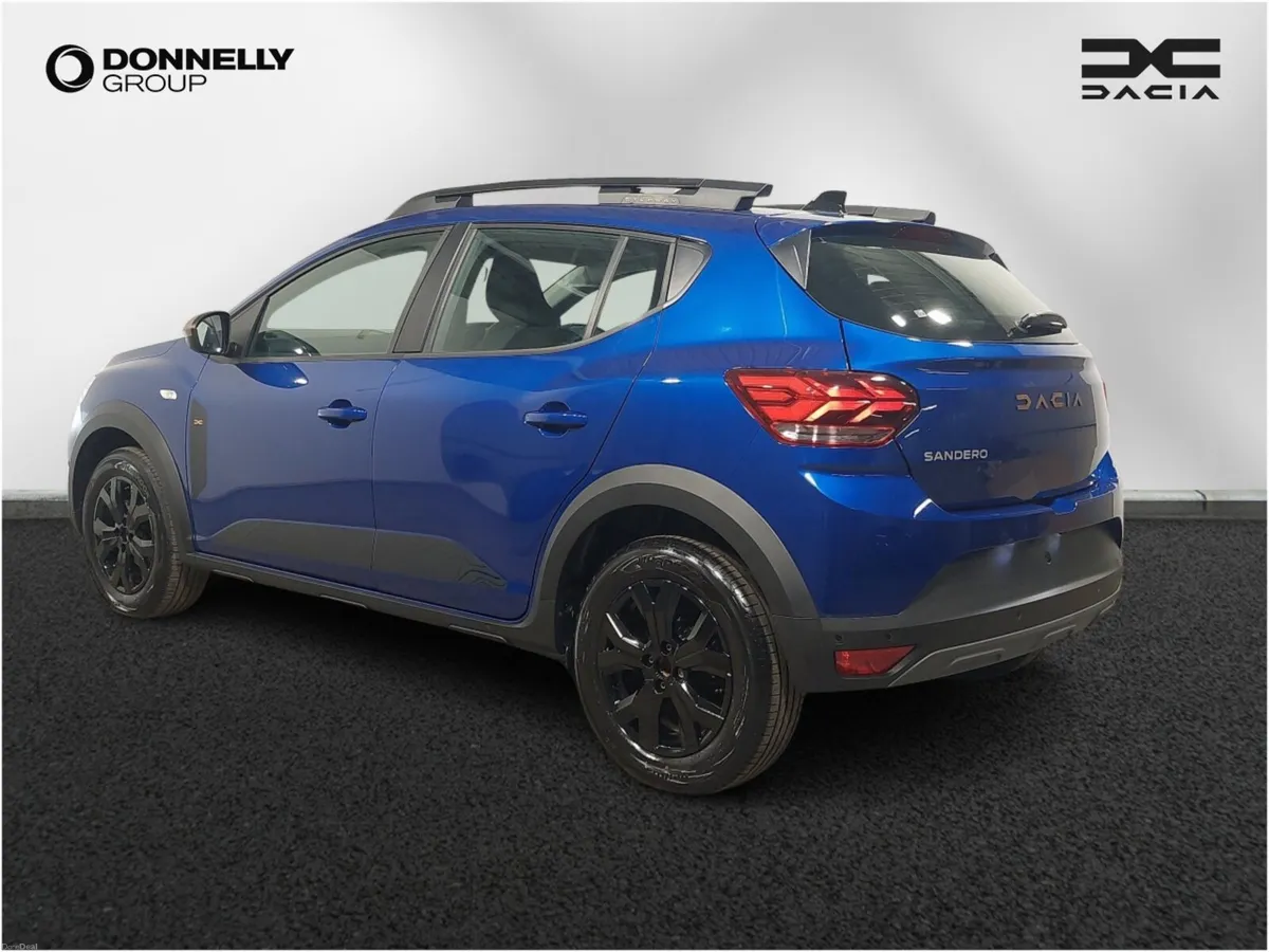 Dacia Sandero Stepway Hatchback Extreme - Image 2