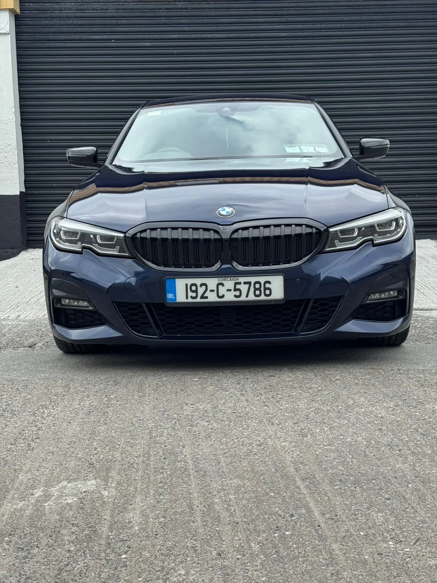 BMW 3-Series (192) LOW KM’S - Image 2