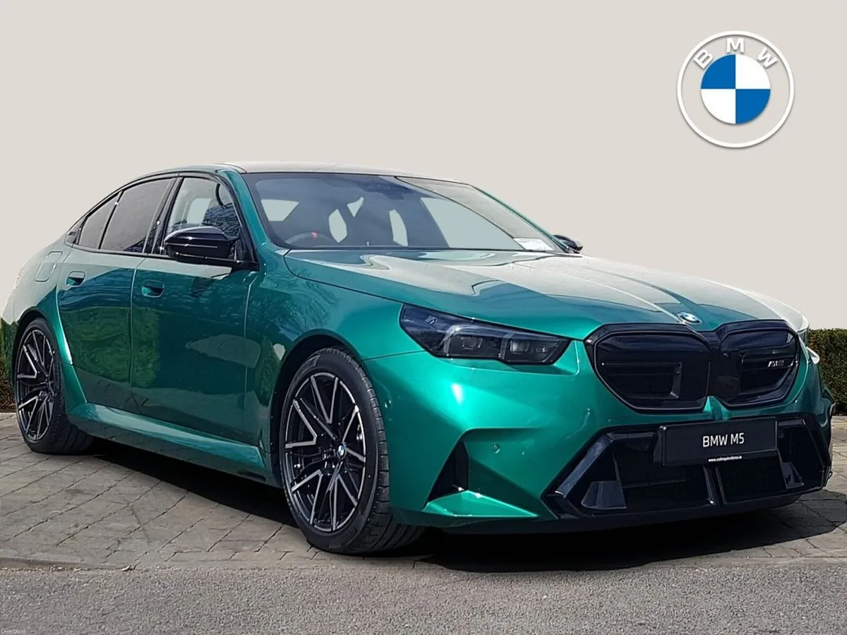 BMW M5 4.4 - Image 1