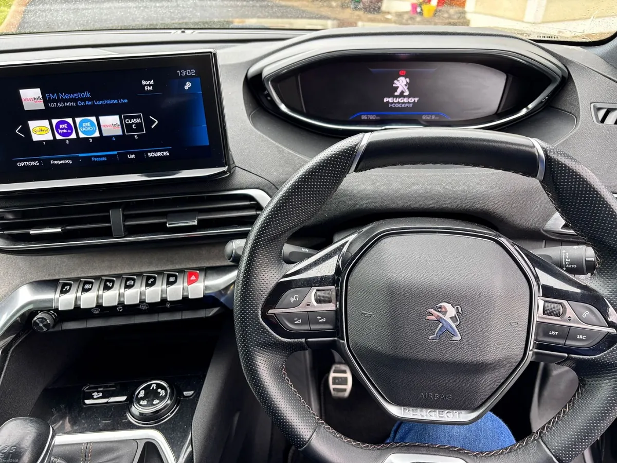 Stunning Peugeot 5008 GT – Striking Black 7-Seater - Image 2