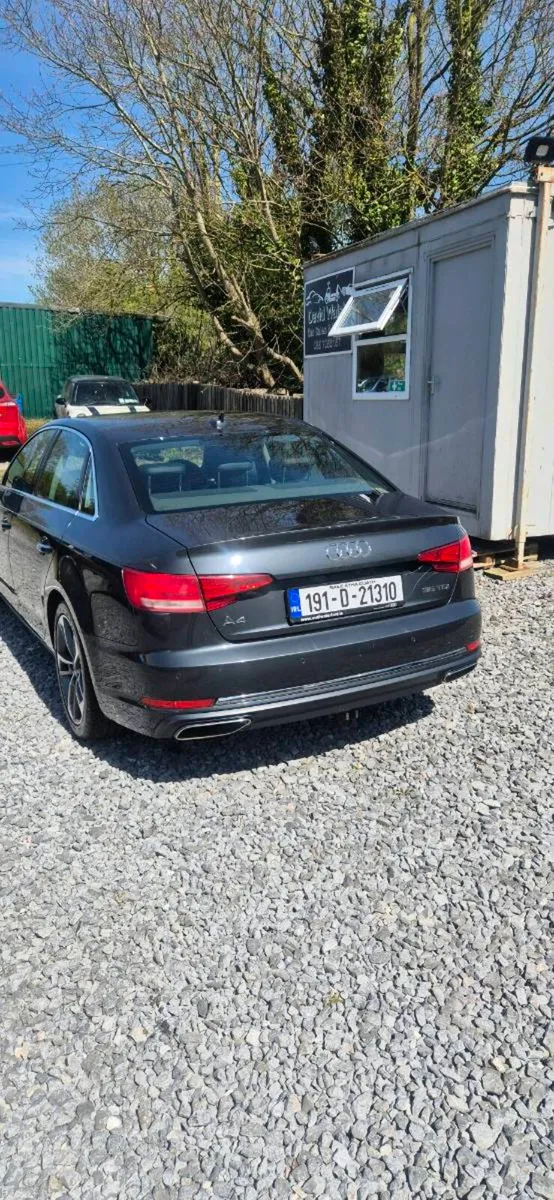 AUDI A4 - Image 3