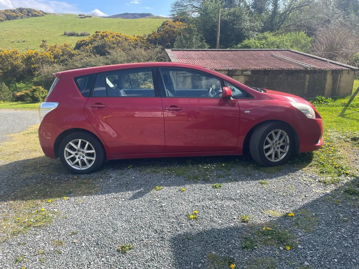 Toyota verso - Image 4