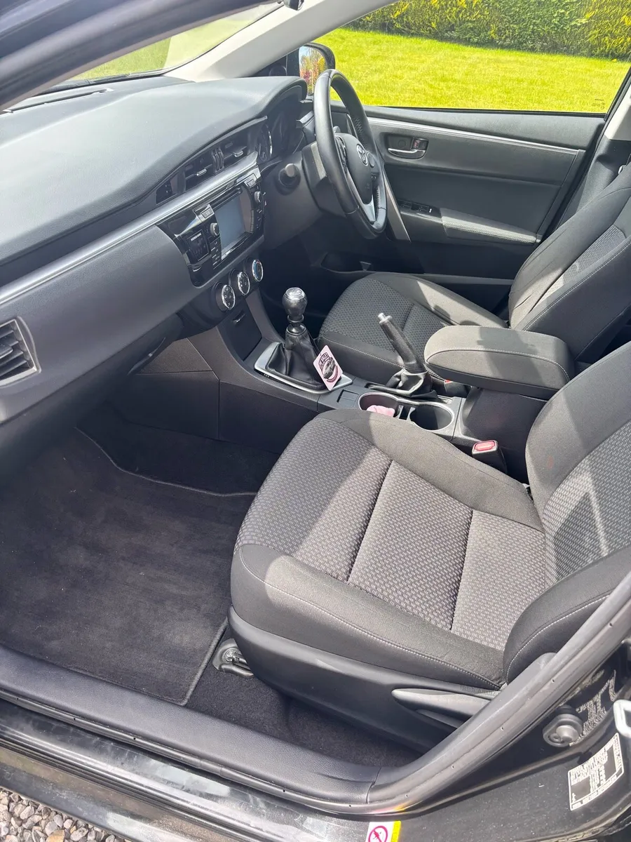 Toyota Corolla for sale - Image 3