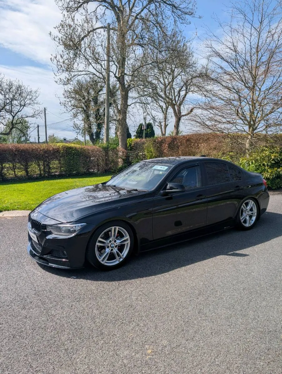 Bmw f30 318D se - Image 2