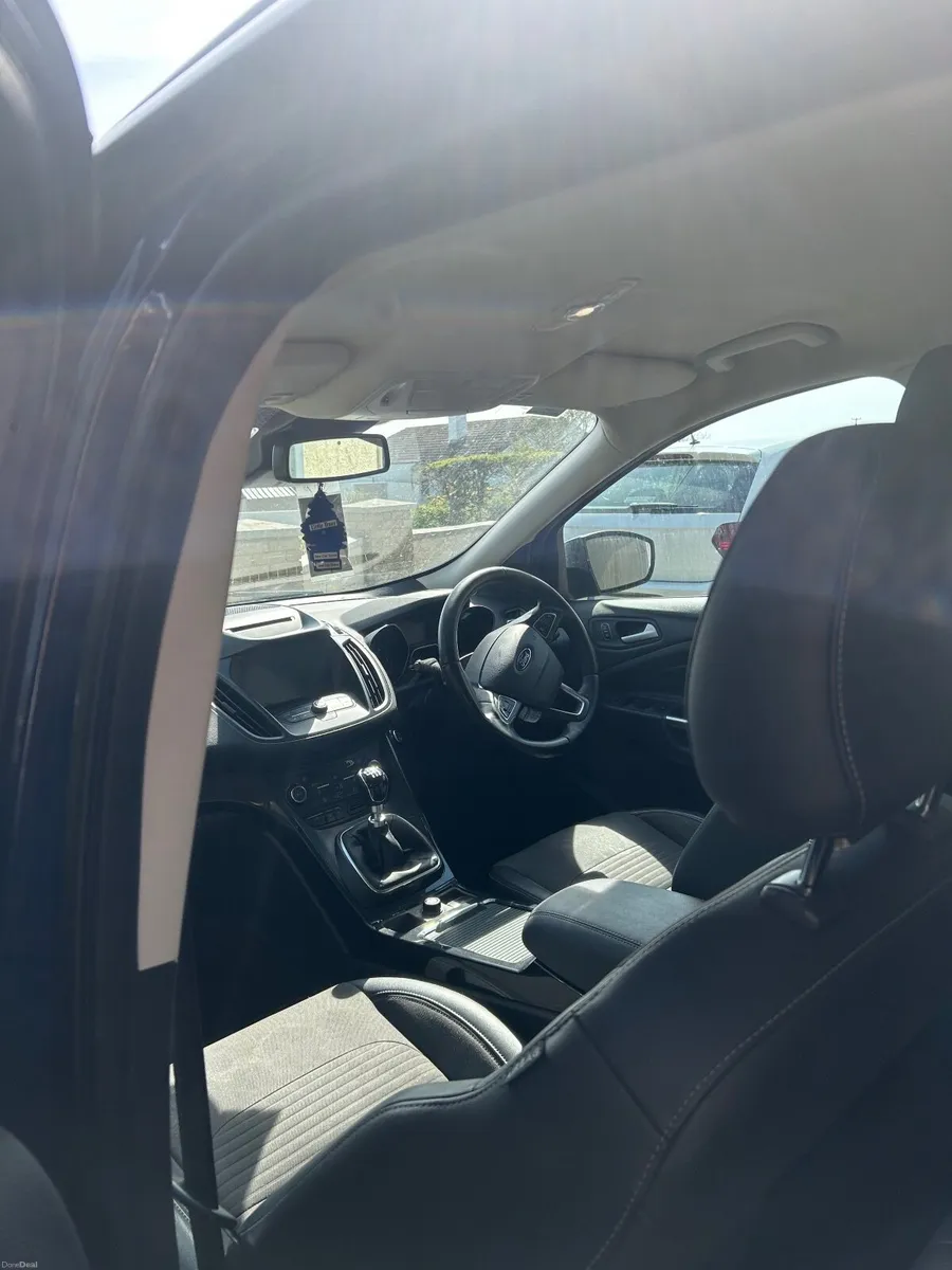 Ford Kuga 2017 - Image 3