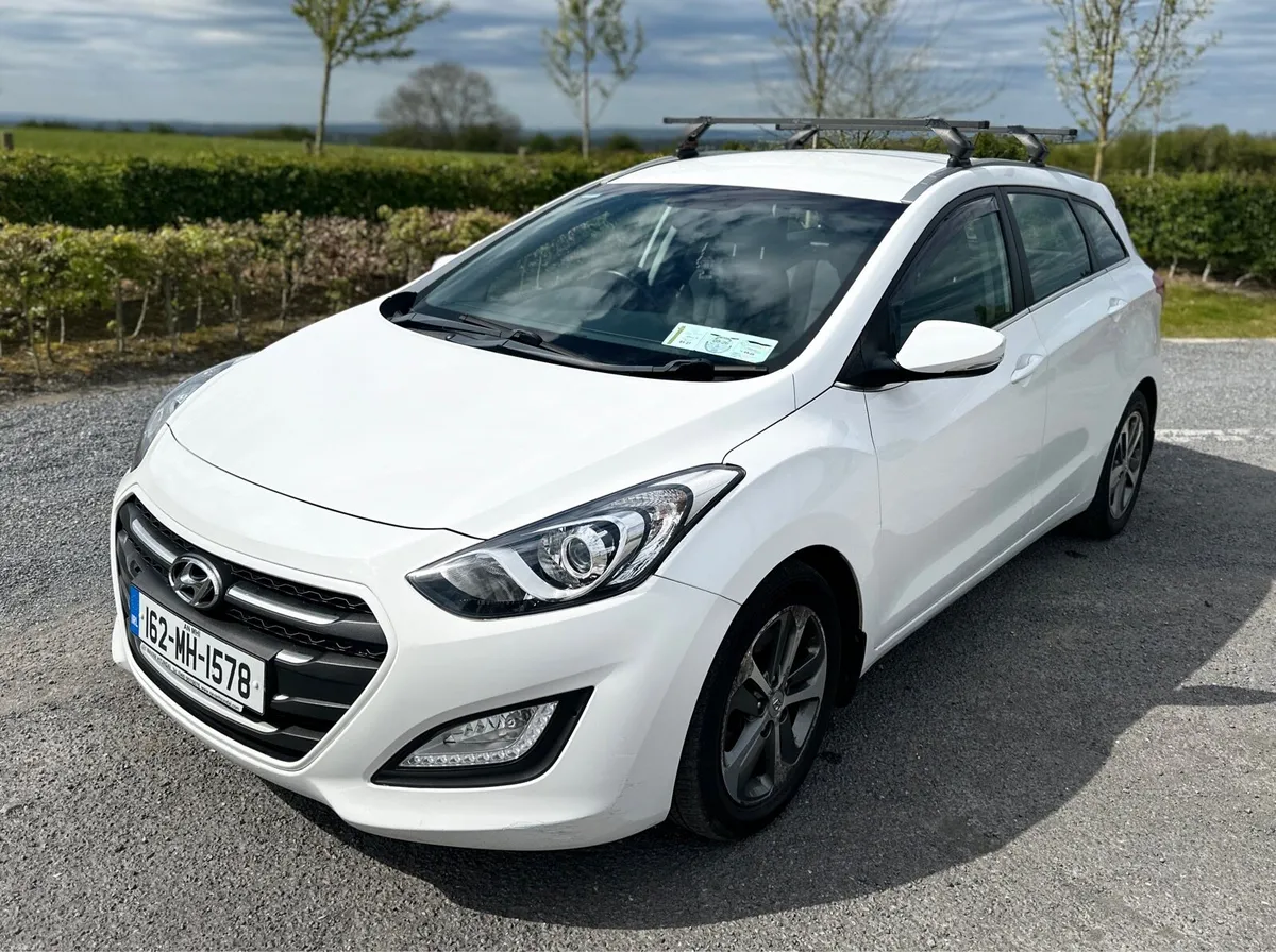 Hyundai i30 1.6D Estate - Image 3