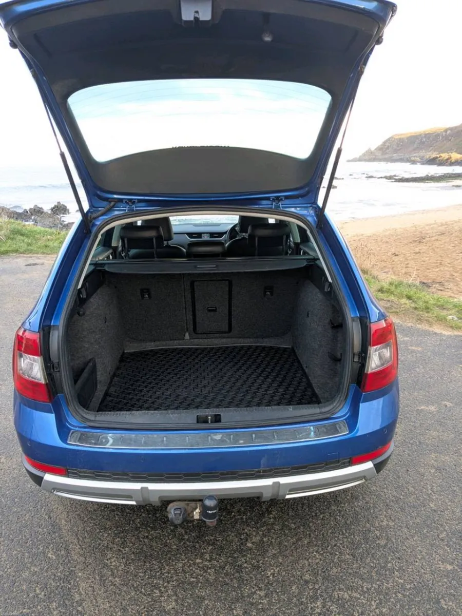 Skoda Octavia Scout - Image 6