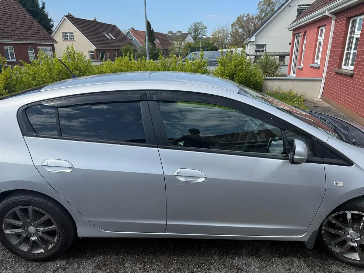 Honda insight 2010 Hybrid - Image 3