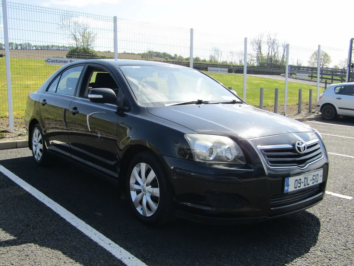 Toyota Avensis 2009 - Image 2