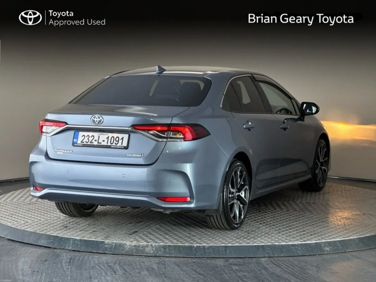 Toyota Corolla SOL SALOON 4DR AUTO - Image 2