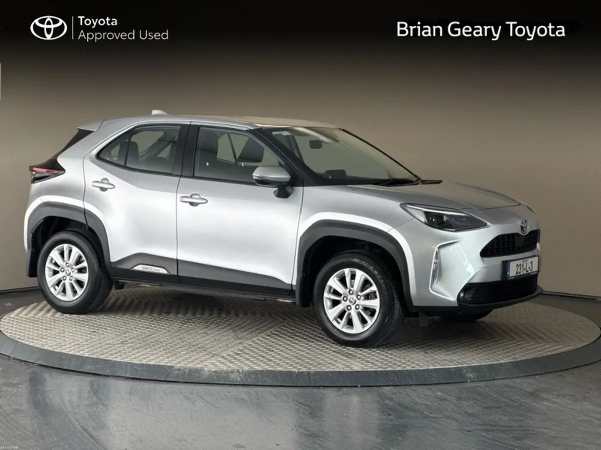 Toyota Yaris Cross Luna Hybrid - Image 1