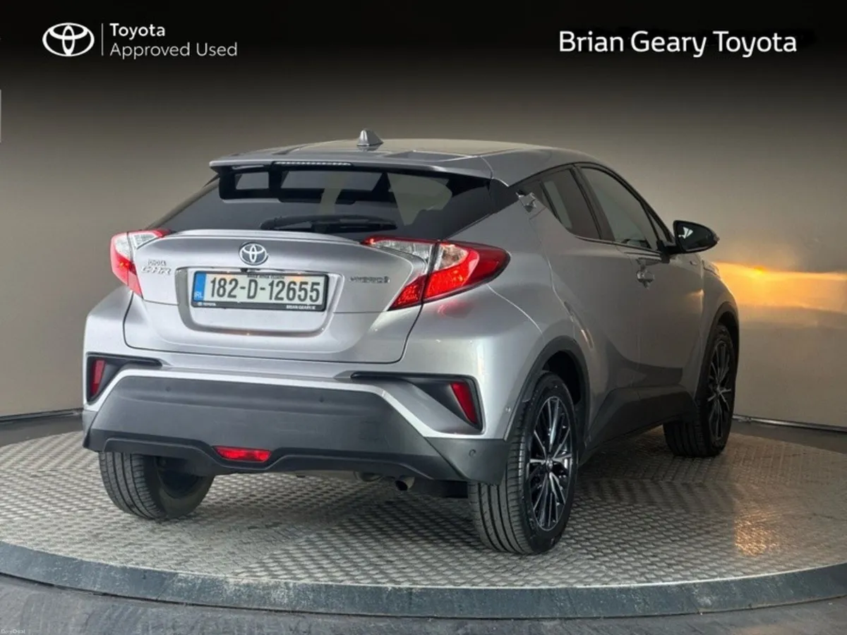 Toyota C-HR HYBRID SOL - Image 2
