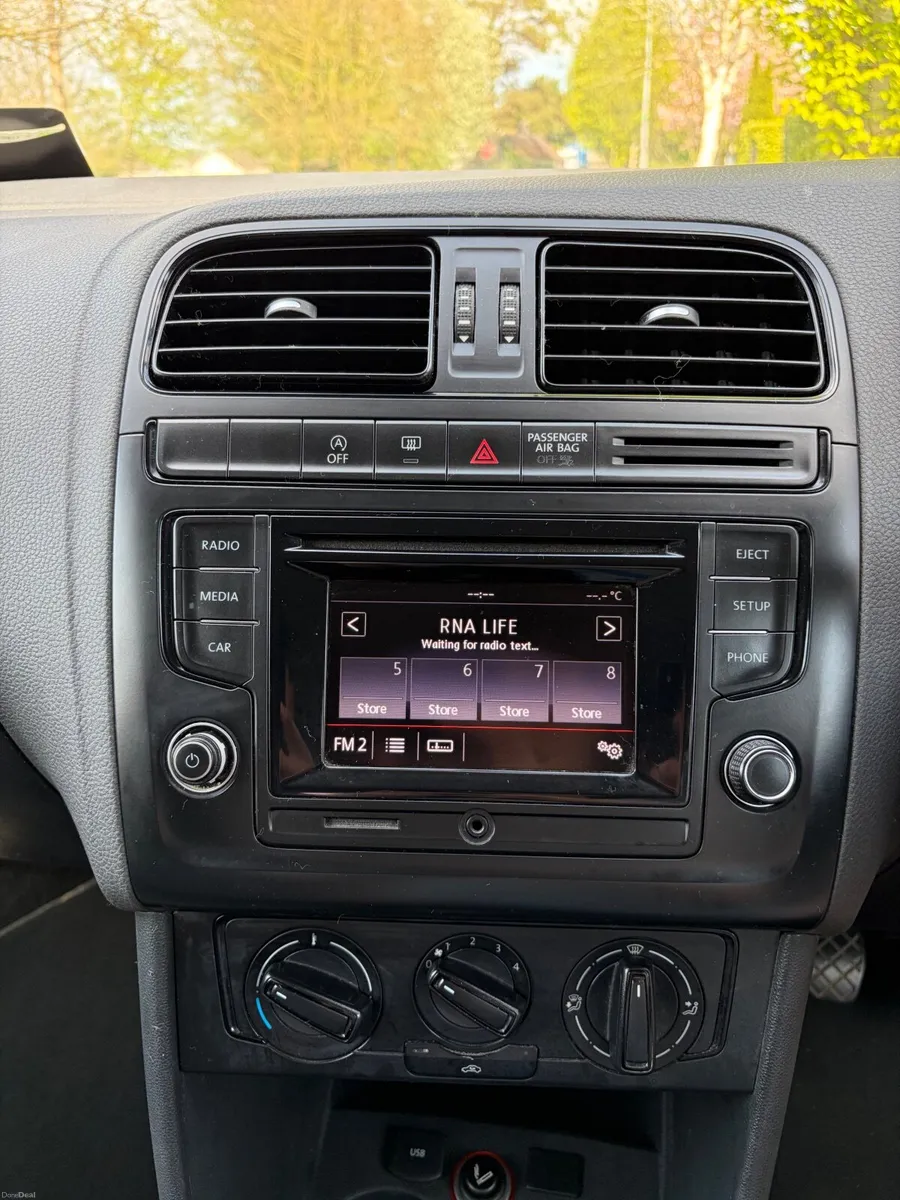 Volkswagen Polo 2014 - Image 3