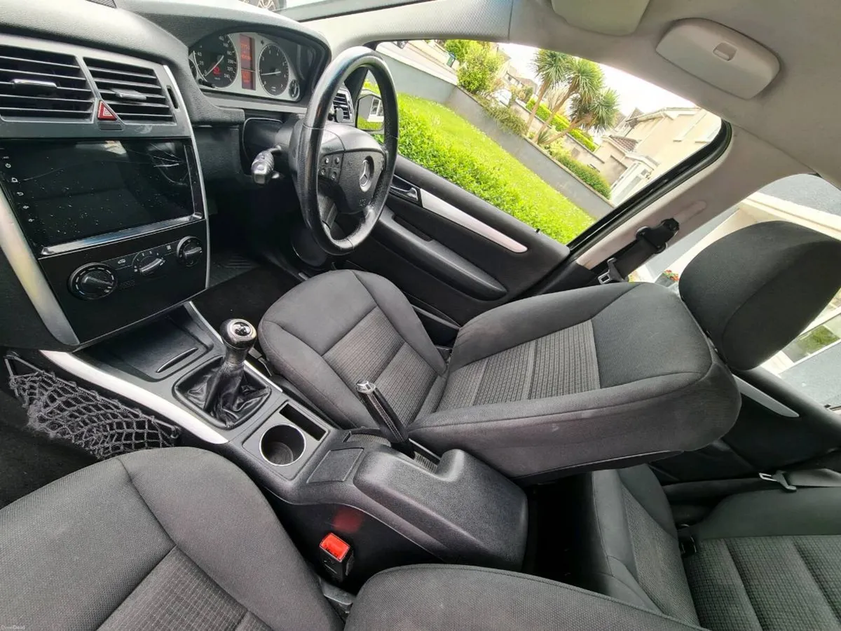 2009 B CLASS Mercedes  nct3/27 Cheap Tax - Image 4