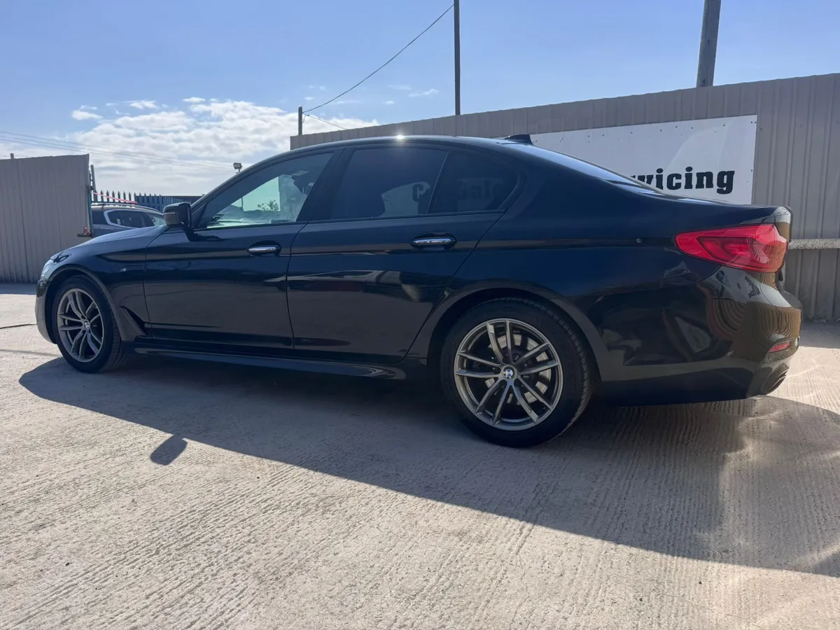 181 BMW 5-Series G30 2.0D M-Sport Auto - Image 6
