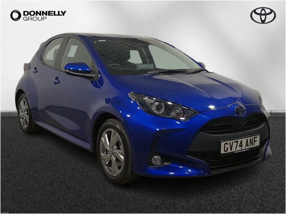 Toyota Yaris Hatchback Icon - Image 1