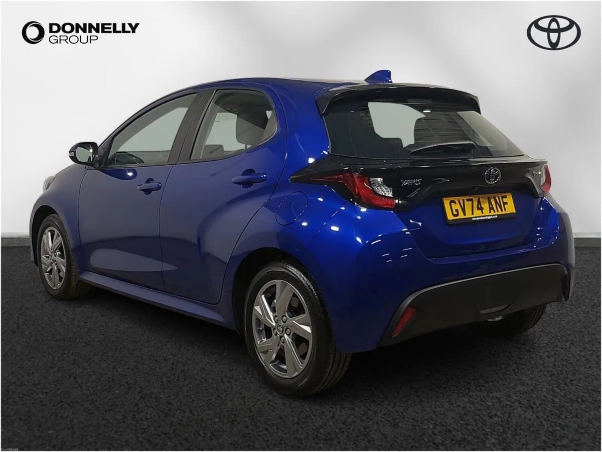 Toyota Yaris Hatchback Icon - Image 2