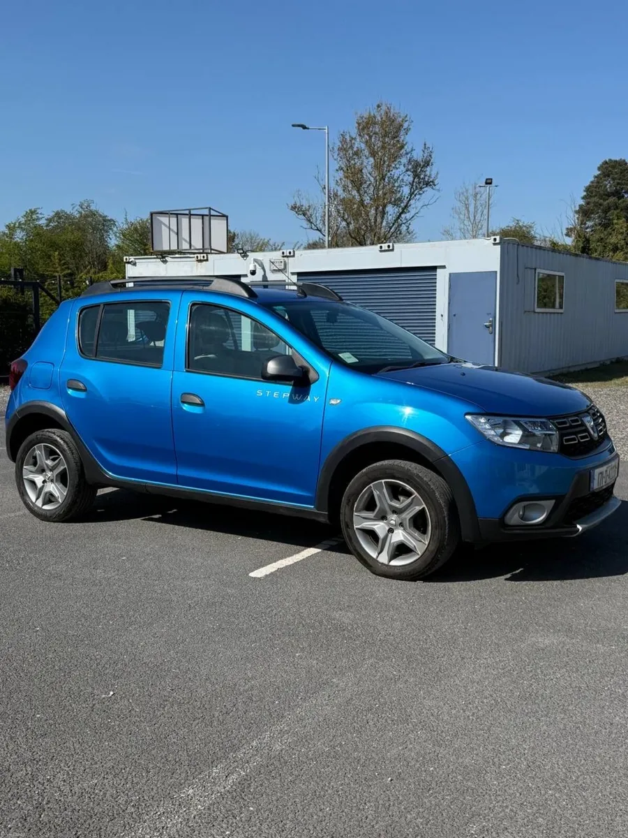 2017 DACIA SANDERO STEPWAY🔥NCT until 05/2027🔥 - Image 2