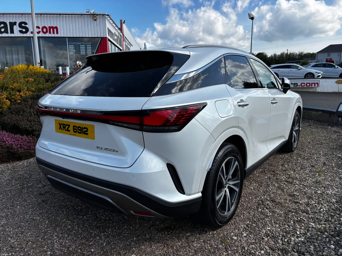 2025 Lexus RX-Series 450h+ 2.5 5dr E-CVT [Premium - Image 4