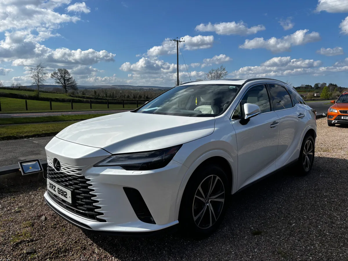 2025 Lexus RX-Series 450h+ 2.5 5dr E-CVT [Premium - Image 2