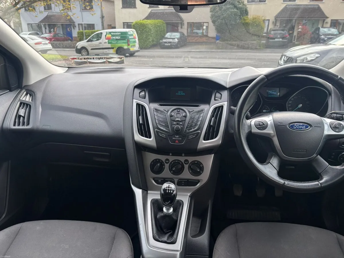 Ford Focus - Image 4