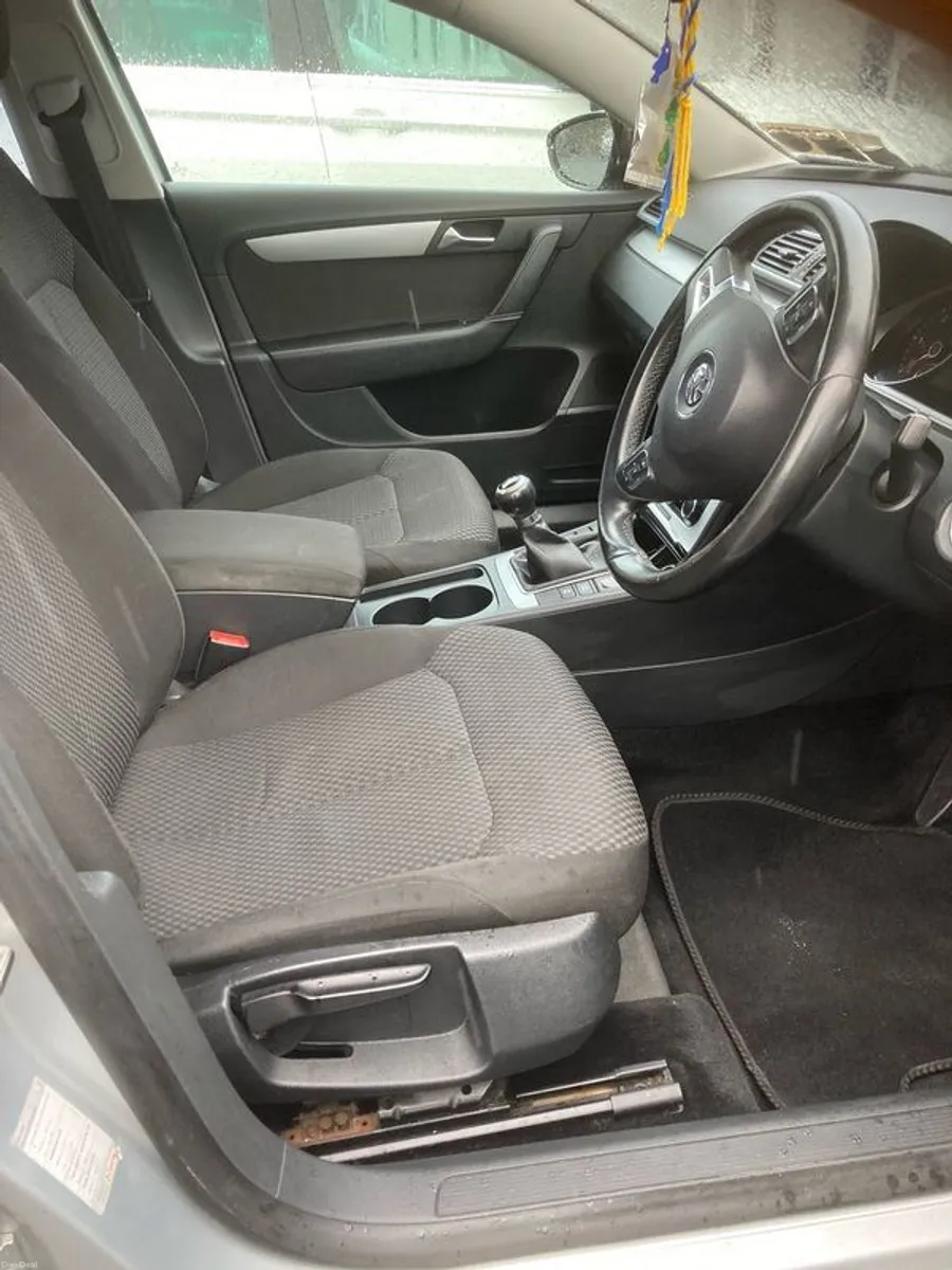 2012 VW Passat 1.6 REDUCED to sell , NCT and TAXED - Image 3