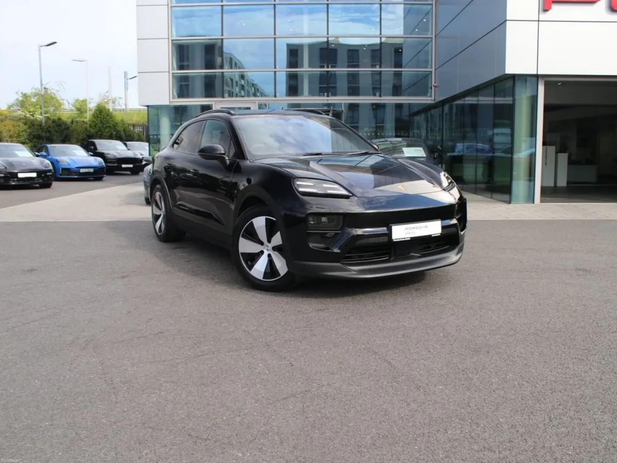 Porsche Macan - Image 1