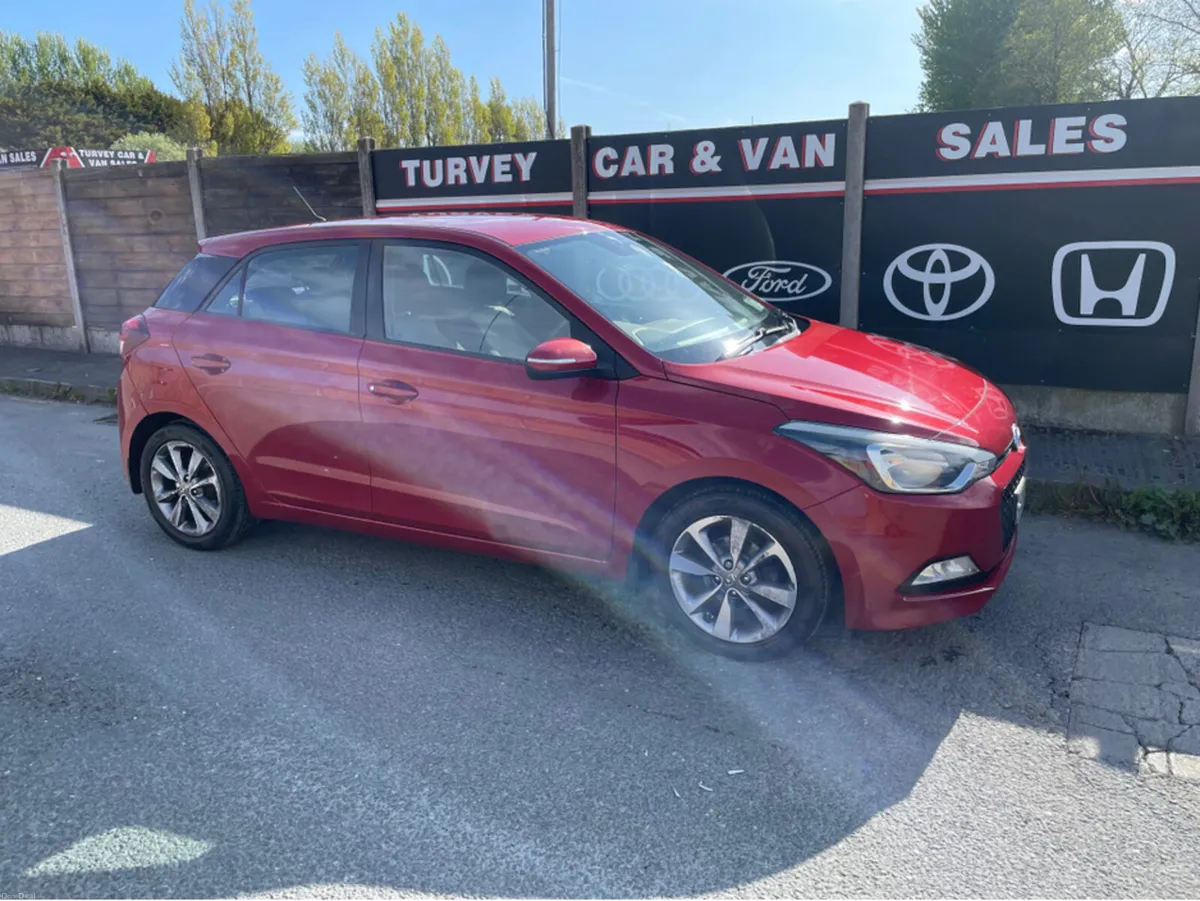 Hyundai i20 SE MPI 5DR - Image 3