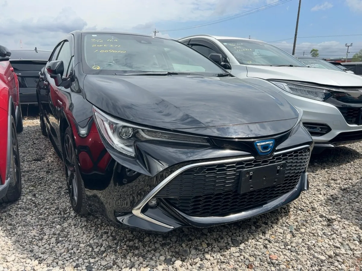 Toyota Corolla SPORT, MODELLISTA,  HYBRID 5DR AUTO - Image 2