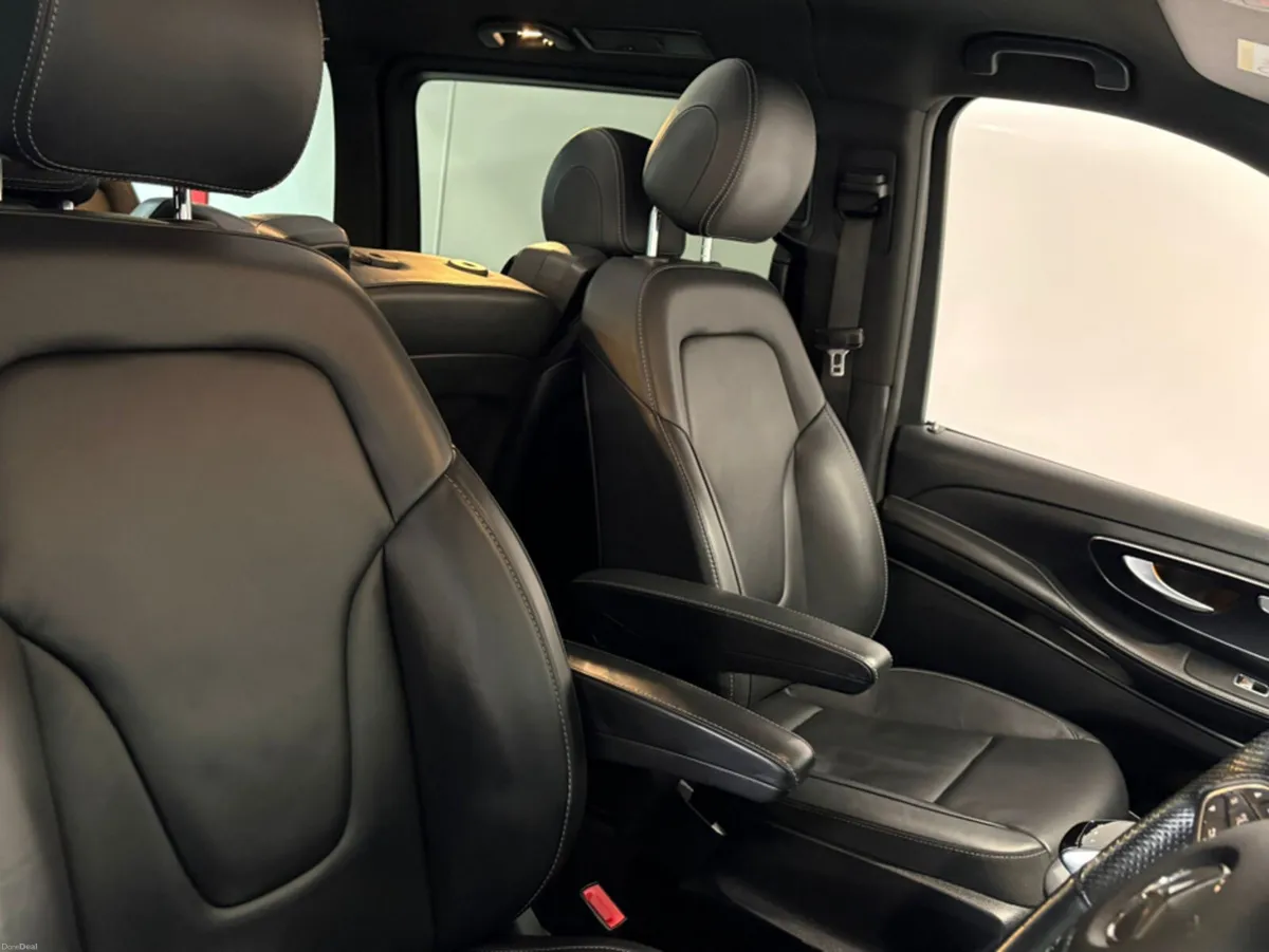 Mercedes-Benz V-Class 220 SPORT D AUTO LWB - Image 4