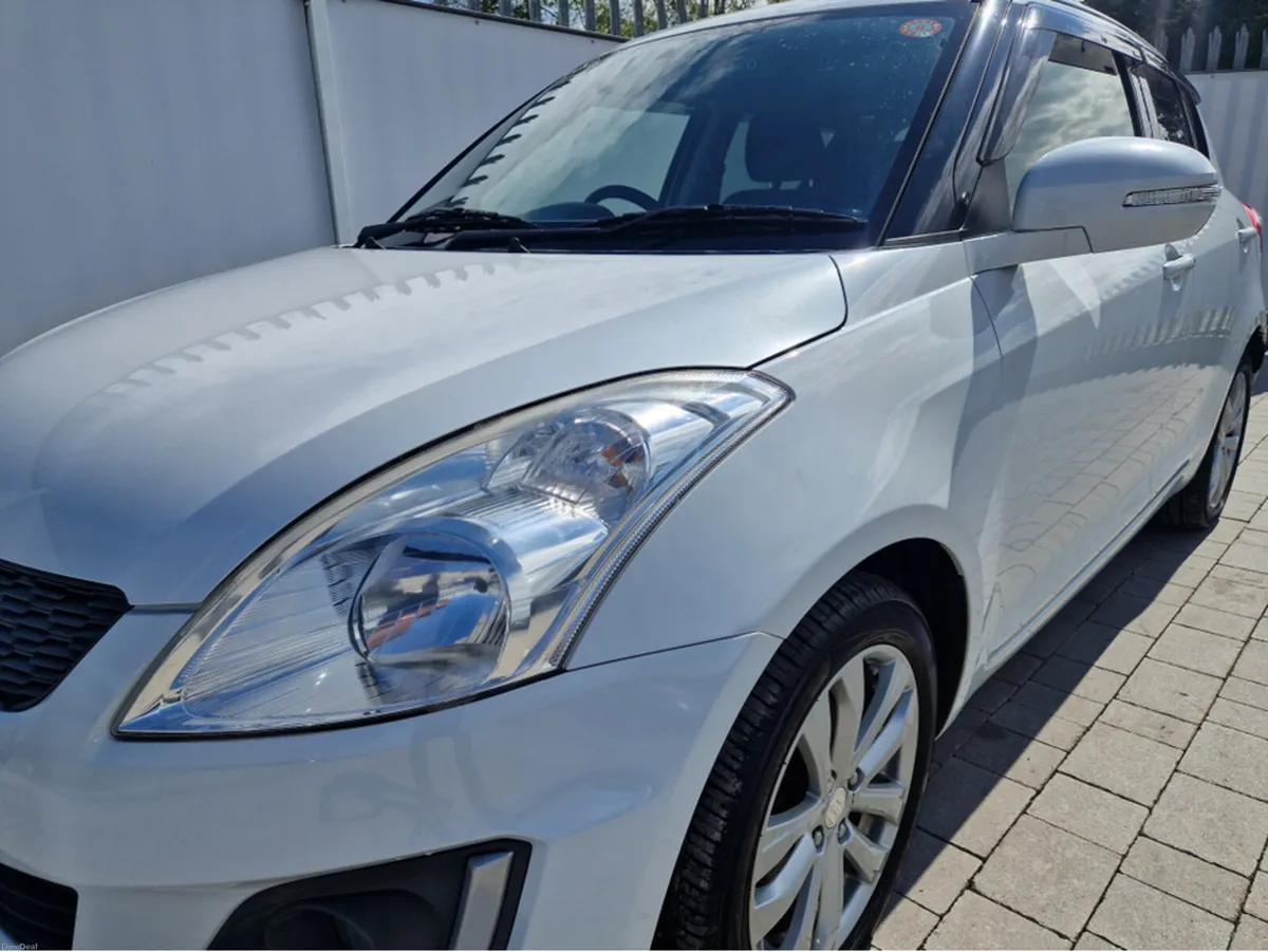 Suzuki Swift 1.2 PETROL AUTO - Image 4