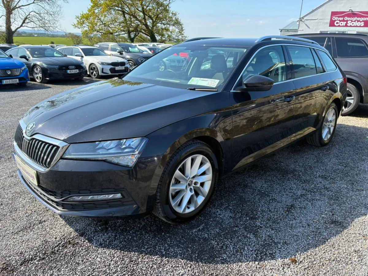 Skoda Superb 2.0 TDI SE ESTATE (LOW KLMS) - Image 4