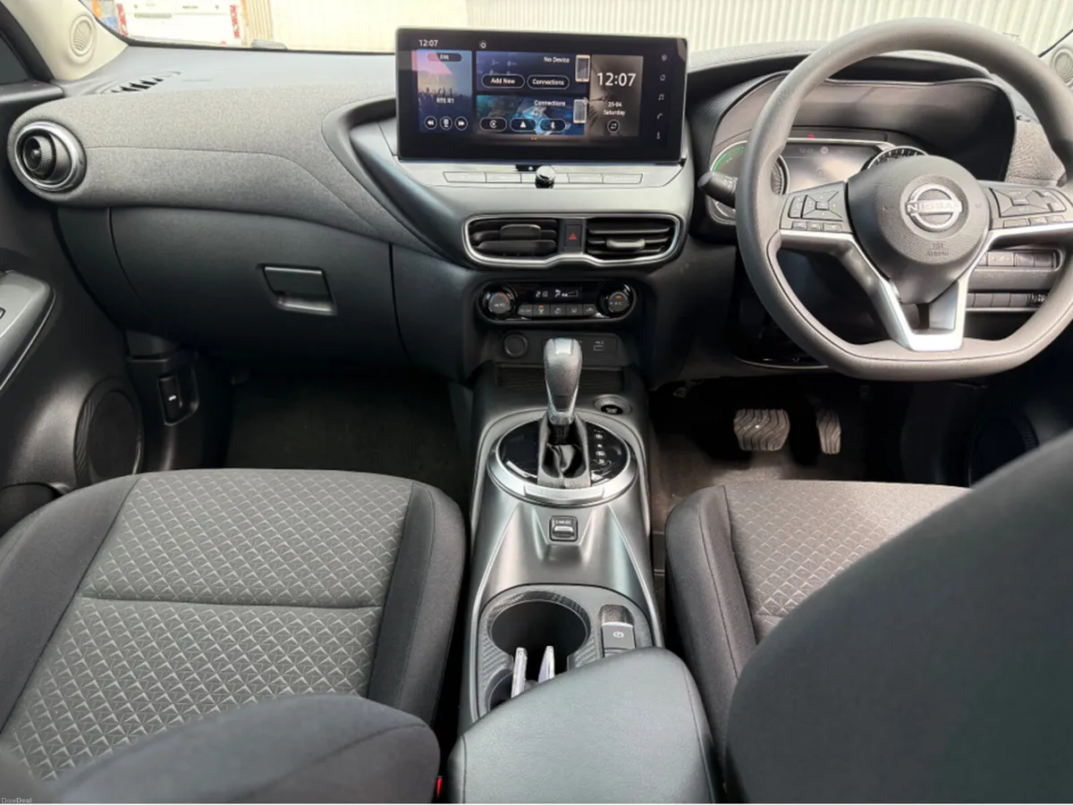 Nissan Juke Hybrid Auto SV - Image 2