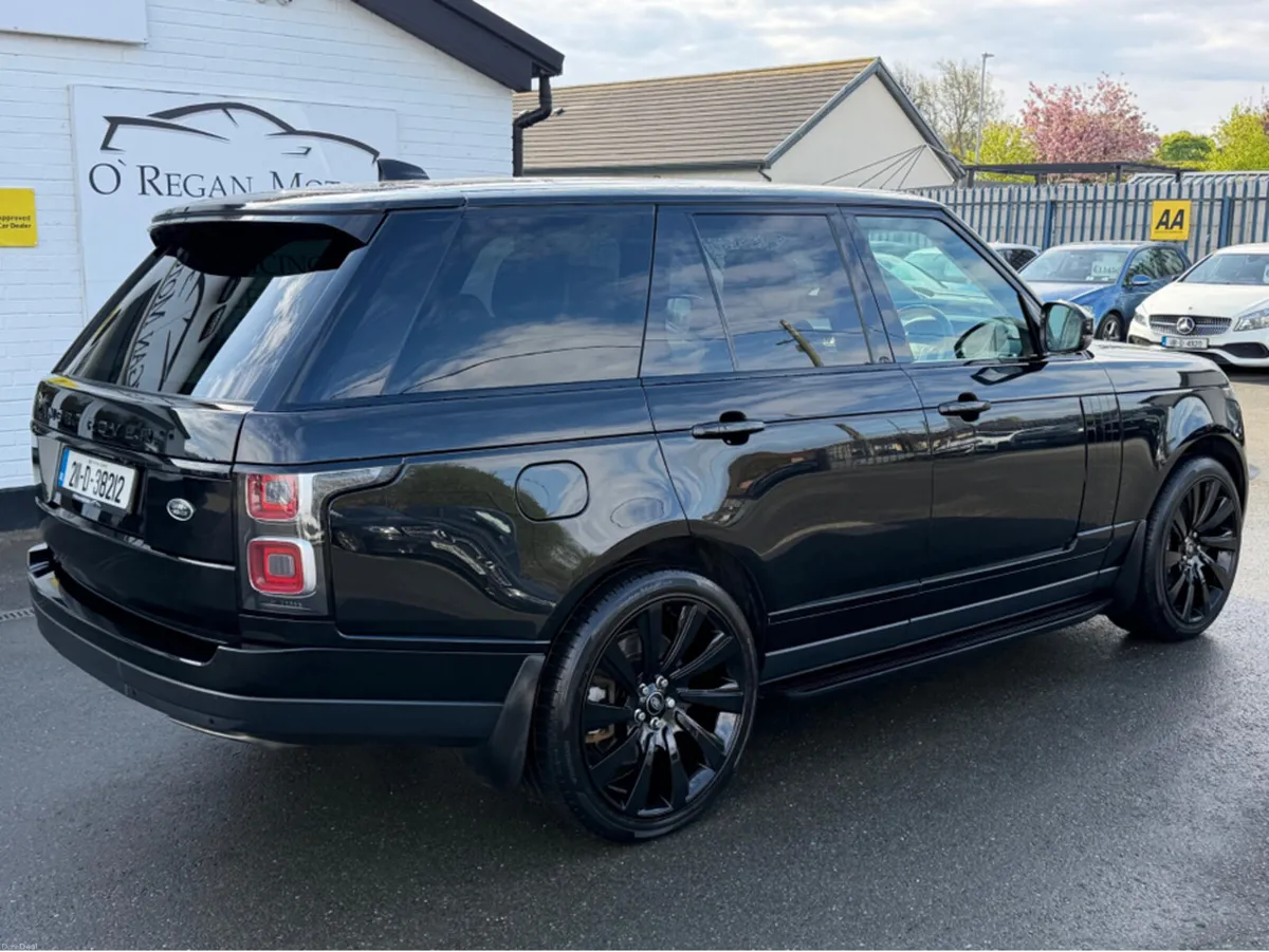 Land Rover Range Rover P400E WESTMINSTER - Image 3
