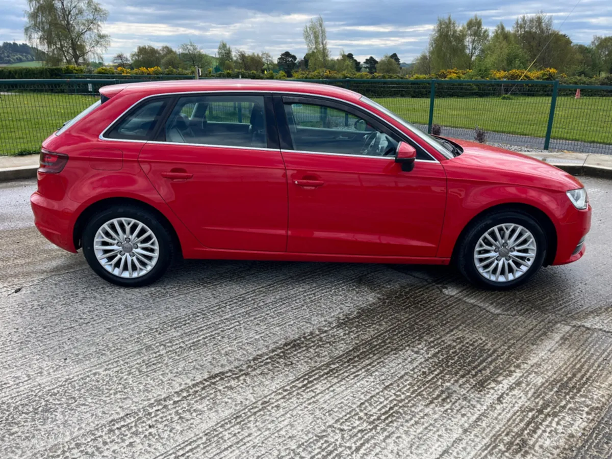 Audi A3 SPORTBACK 1.6 TDI 110 SE 4DR - Image 3