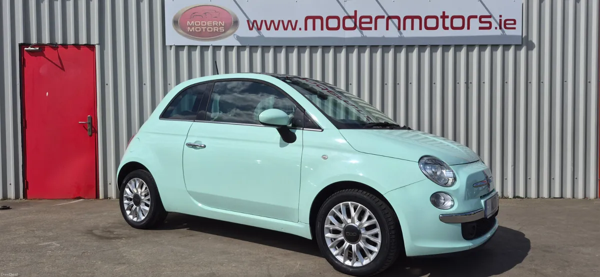 Fiat 500 automatic 1.2 lounge low kms - Image 2
