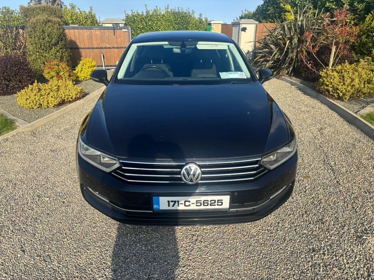 2017 VOLKSWAGEN PASSAT 1.6 TDI Auto - Image 4