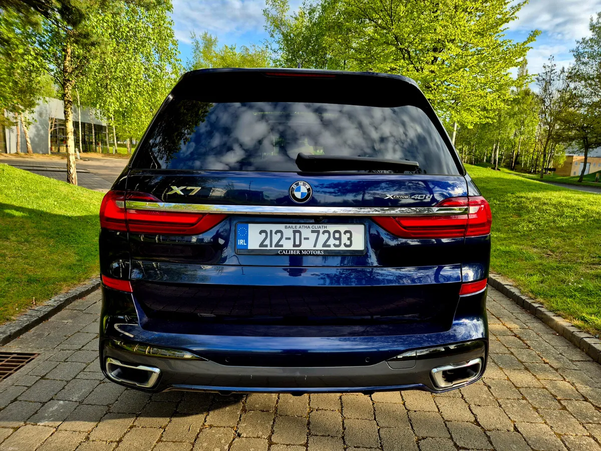 212 BMW X7 40D XDRIVE MSPORT ULTIMATE SPEC G07 - Image 5
