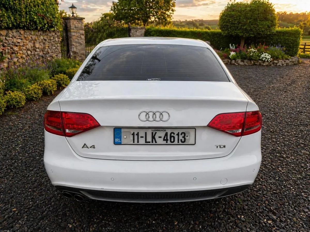 Audi a4 white - Image 4