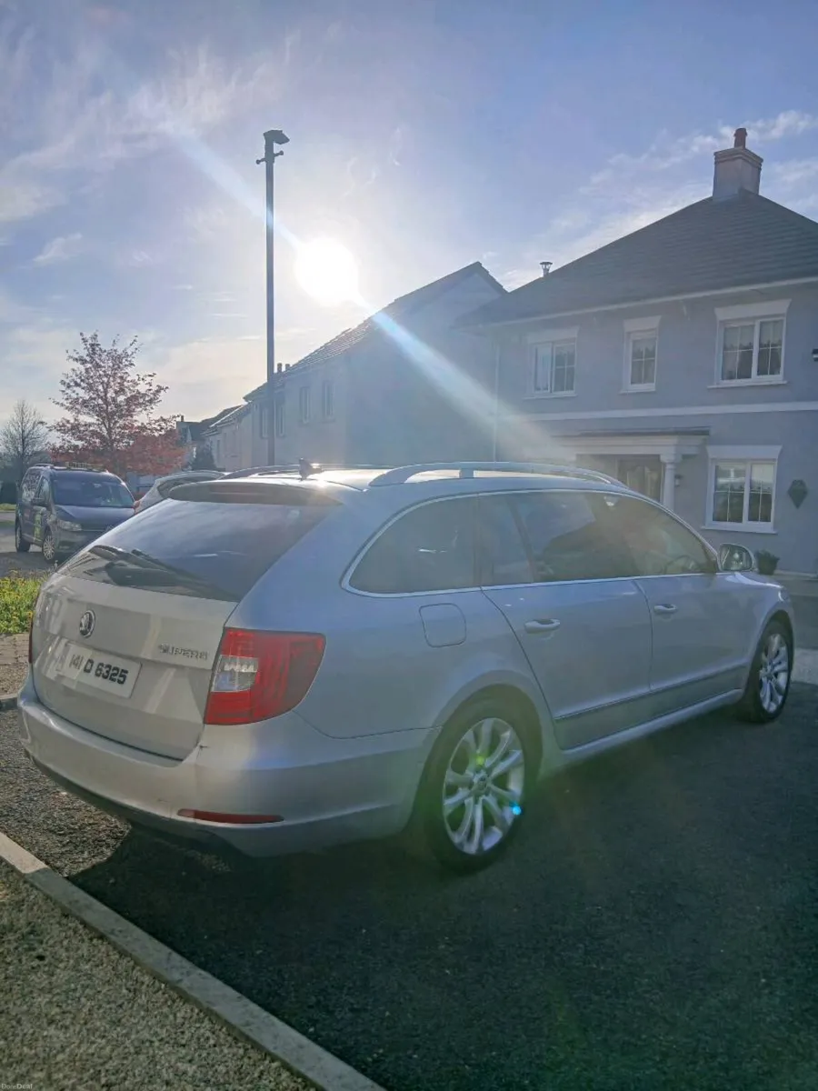 Skoda superb - Image 4