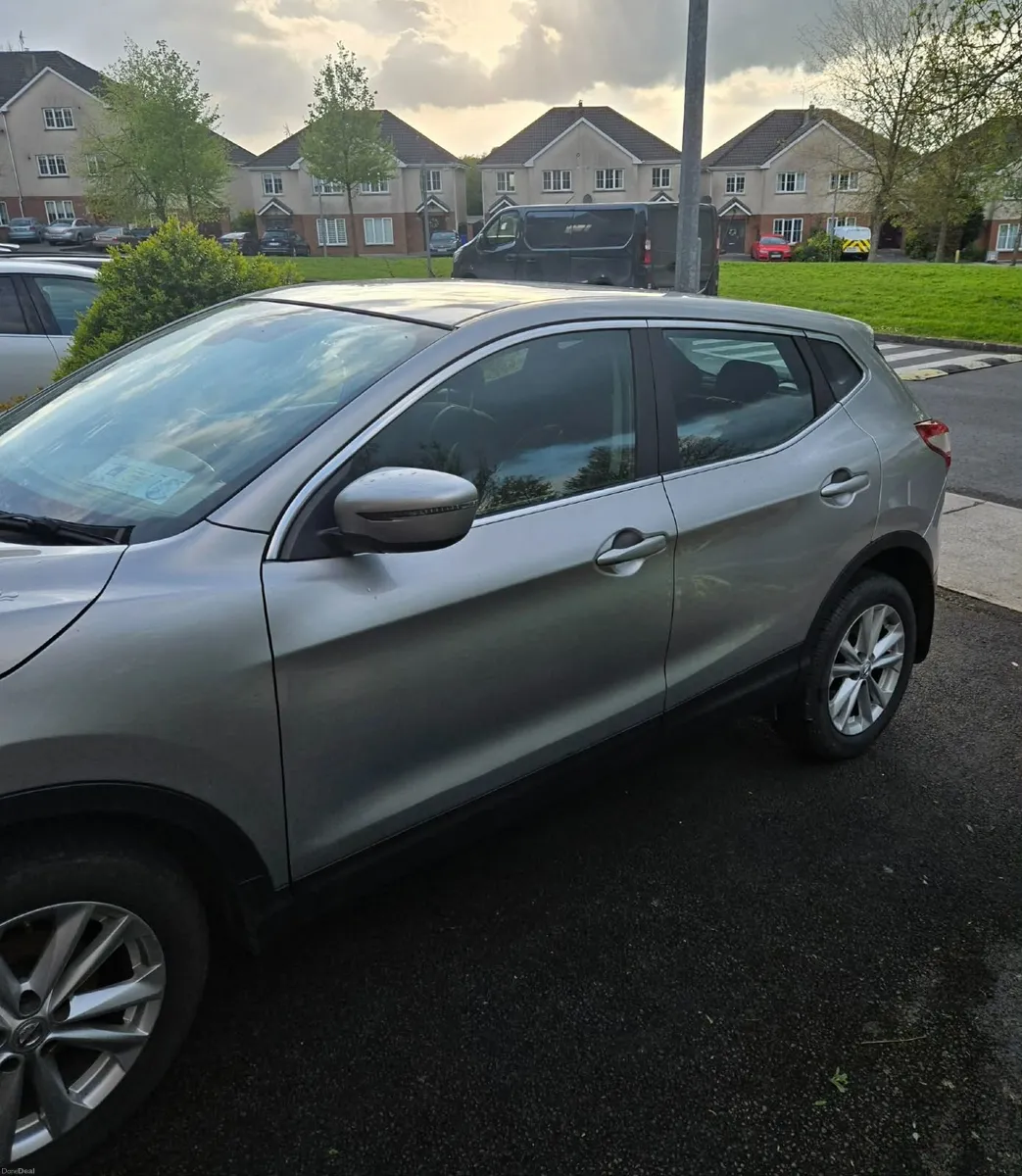 Nissan Qashqai 2015 - Image 3