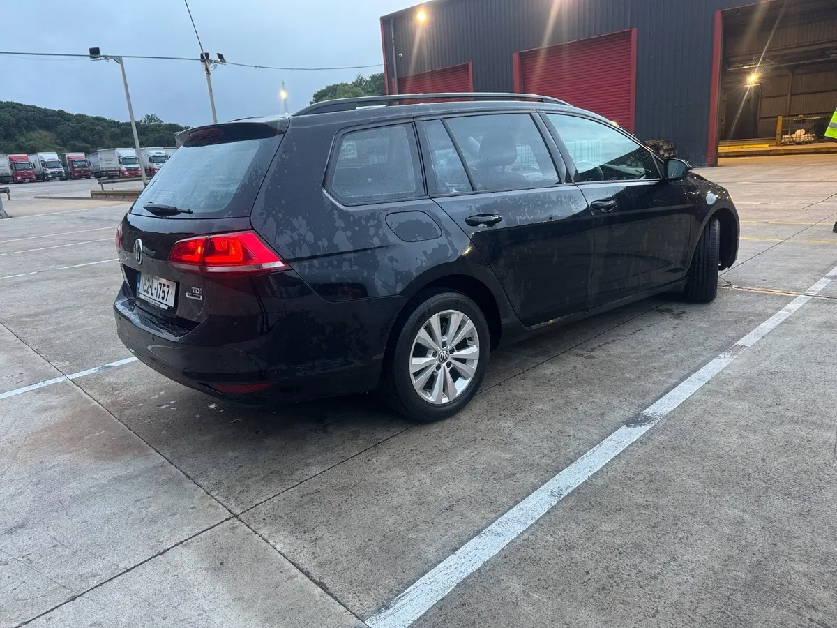 Volkswagen golf 2015 1.6 diesel - Image 4