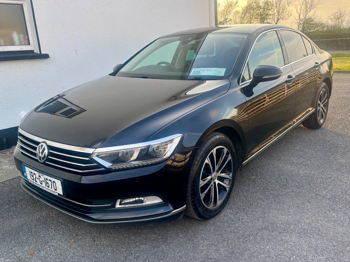 2019 Volkswagen Passat 2.0 L TDI HIGHLINE - Image 2